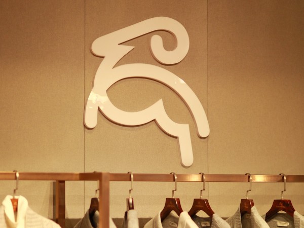 黑龍江女裝店做羊絨衫定制選擇赤峰昭烏達羊絨